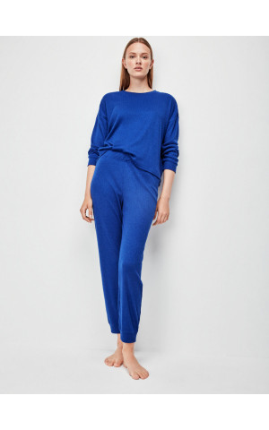 Γυναικείο Σετ Πιτζάμες – Άνεση & Στυλ στο Σπίτι