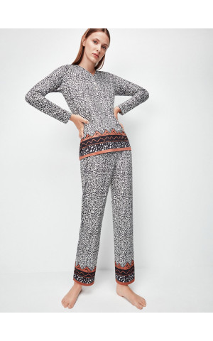 Γυναικείο Σετ Πιτζάμες – Ιδανικό για Άνεση στο Σπίτι
